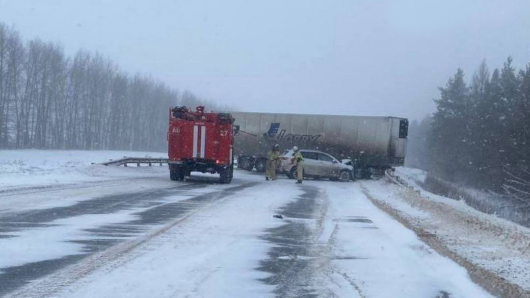 В Татарстане в результате массового ДТП погибли два человека