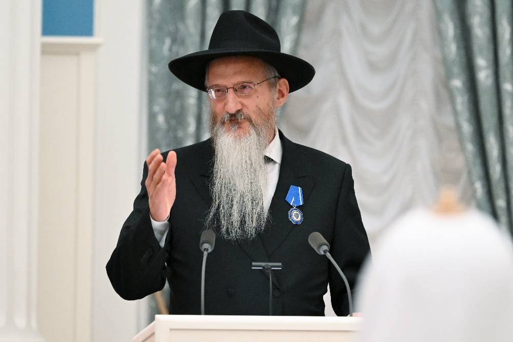 Главный раввин России не зажжёт восьмисвечник в честь иудейской Хануки в Москве