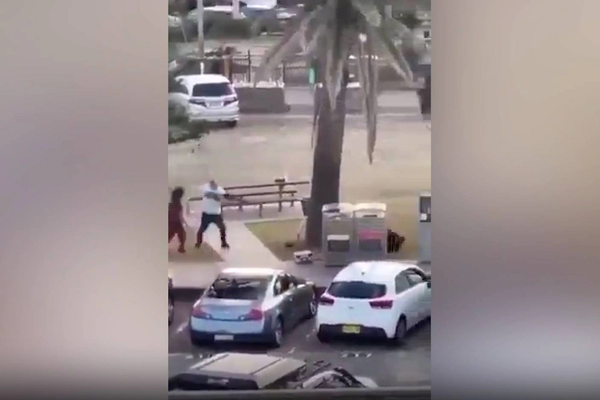 Полиция Австралии признала стрельбу на пляже в Сиднее терактом