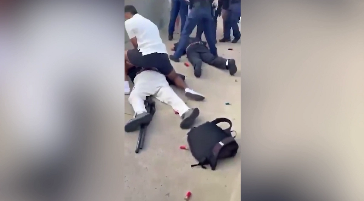 В числе пострадавших при стрельбе на пляже в Сиднее может быть россиянка