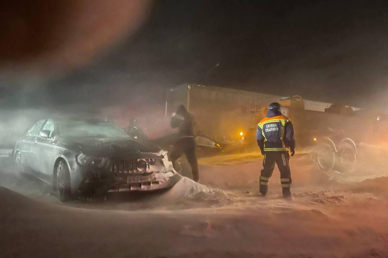 В 205 населённых пунктах Саратовской области повреждены ЛЭП из-за сильного ветра