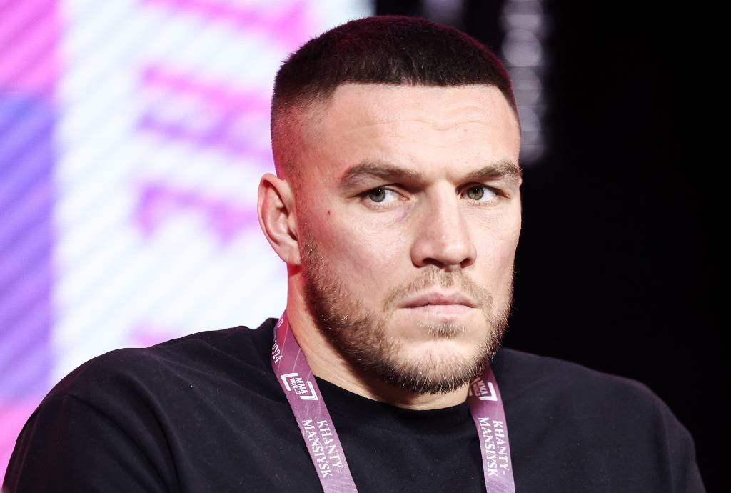 Российский боец Немков победил бразильца Феррейру в титульном бою PFL