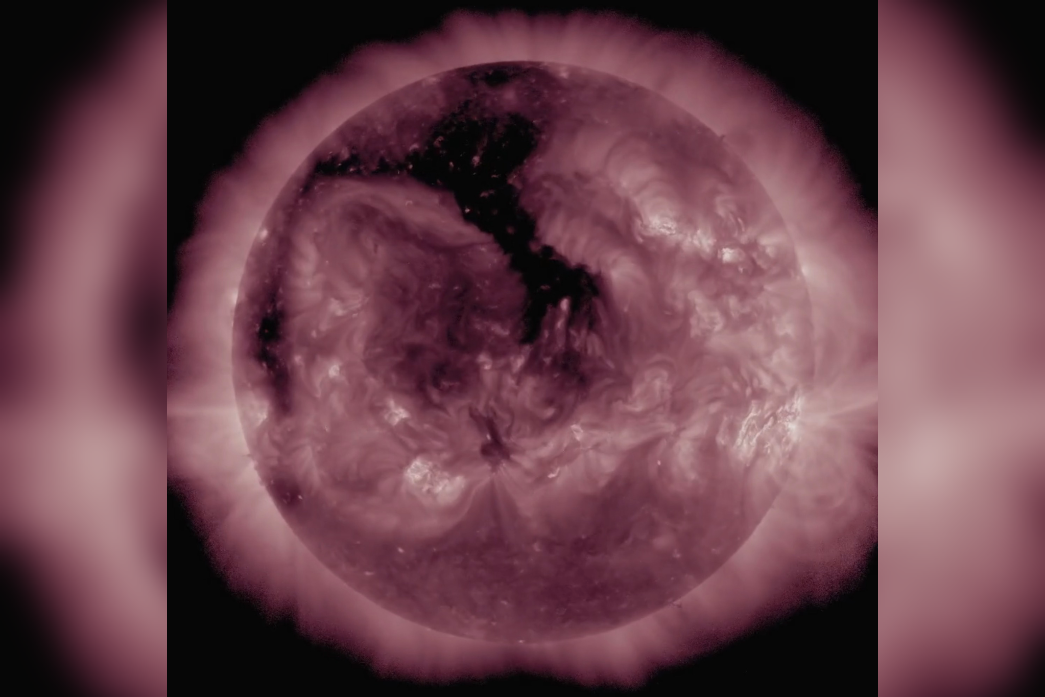 Корональная дыра на Солнце может вызвать магнитные бури 17 и 18 декабря