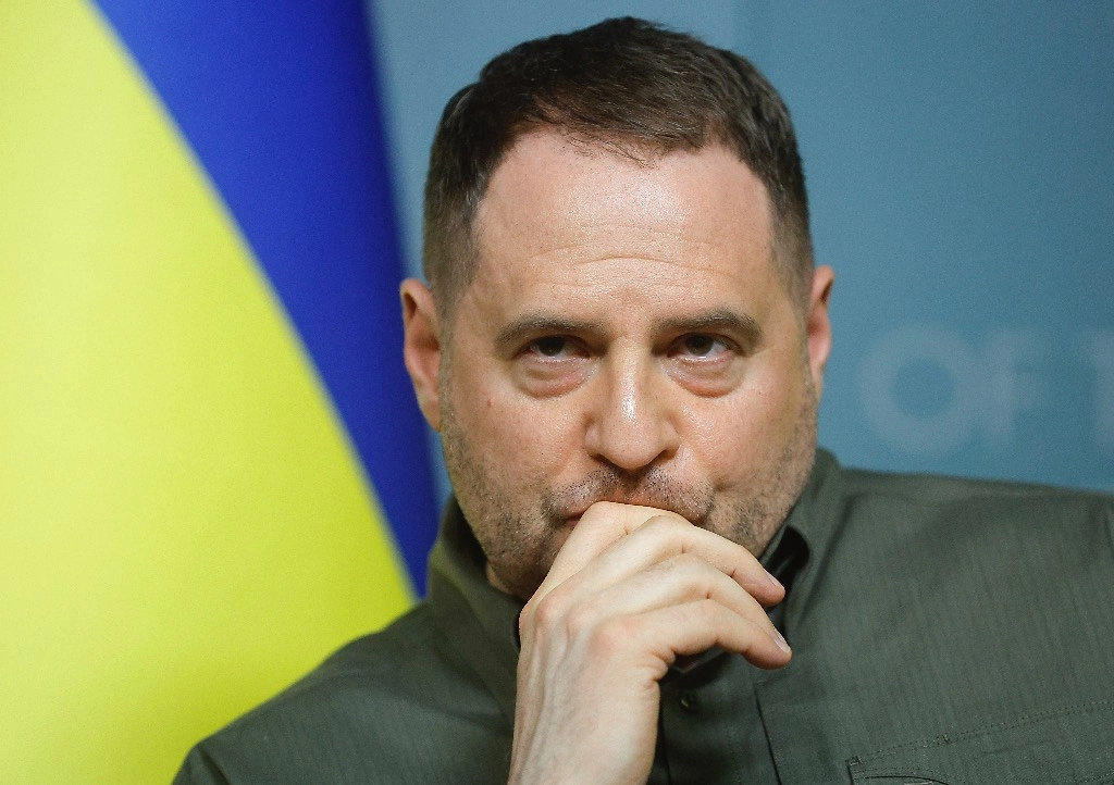 Служба внешней разведки Украины открестилась от Ермака