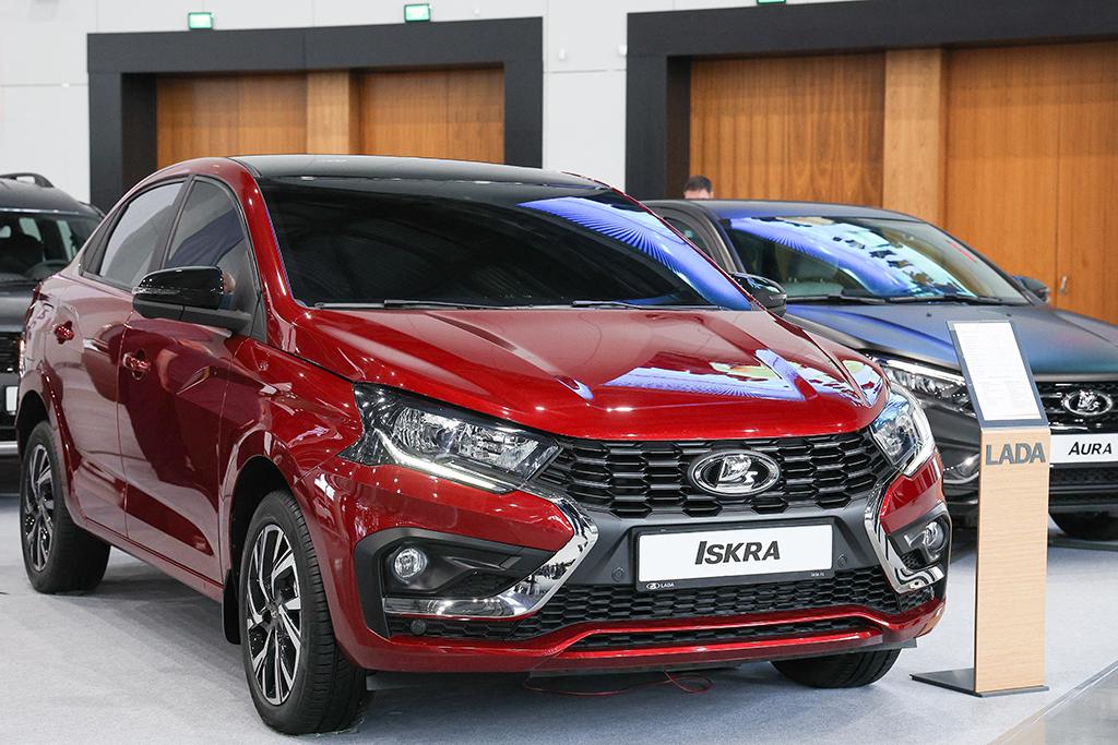 Lada Iskra поднялась на 11 место в рейтинге самых популярных авто в России