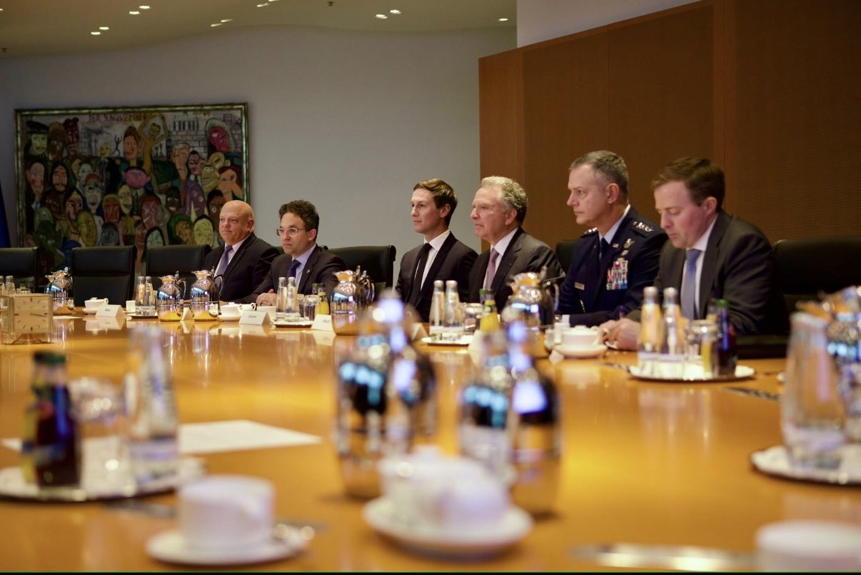 Главком НАТО в Европе участвовал в переговорах США и Украины в Берлине