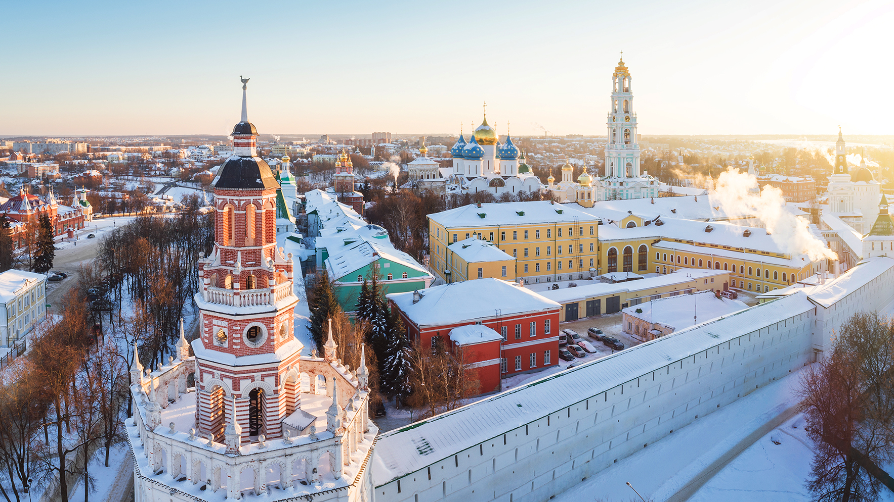 Устали от толпы и шума на Новый год? Один день в тихих городах под Москвой и Петербургом