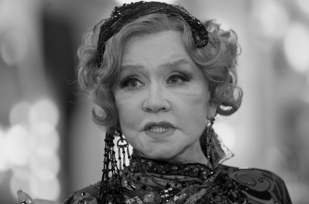 Вера Алентова ещё неделю назад играла в спектакле