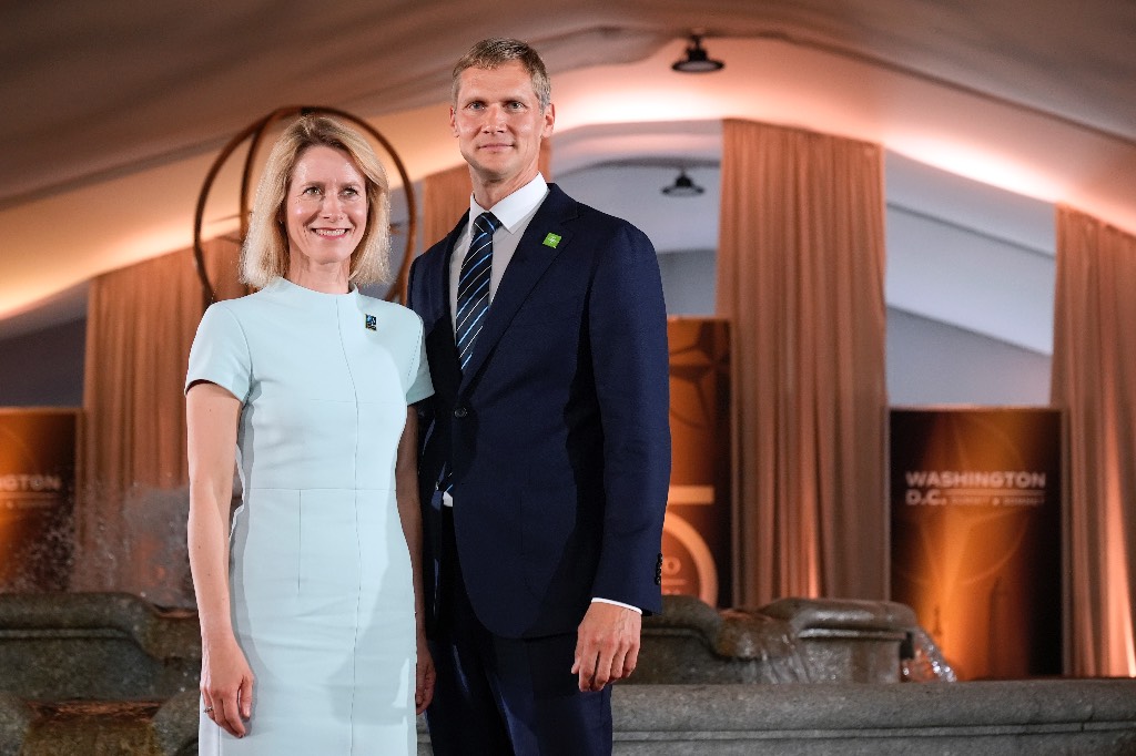 Русофобке Каллас в Эстонии припомнили деловые связи супруга с Россией