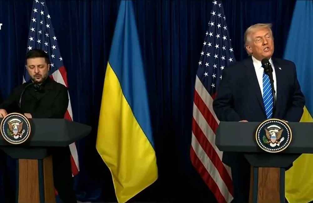 Трамп сообщил об &laquo;отличном&raquo; разговоре с Путиным перед встречей с Зеленским