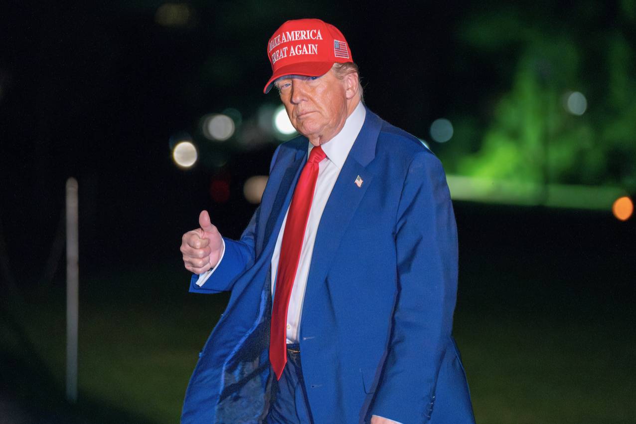 Трамп выступит с заявлением в среду в 22:30