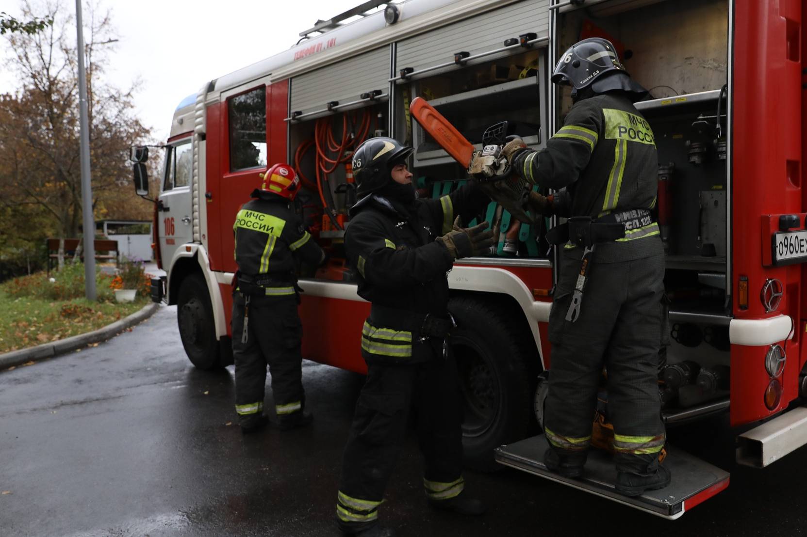 Блогерша под психотропами сожгла съёмную квартиру в Мытищах и теперь собирает 3 млн рублей
