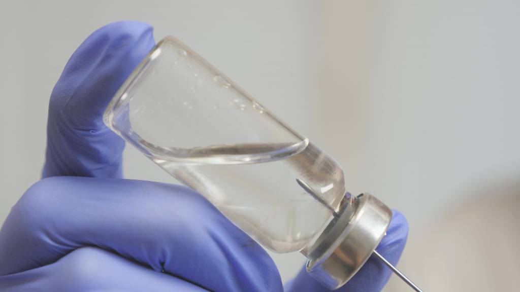 В Омской области ввели ограничения из-за смертельно опасной инфекции