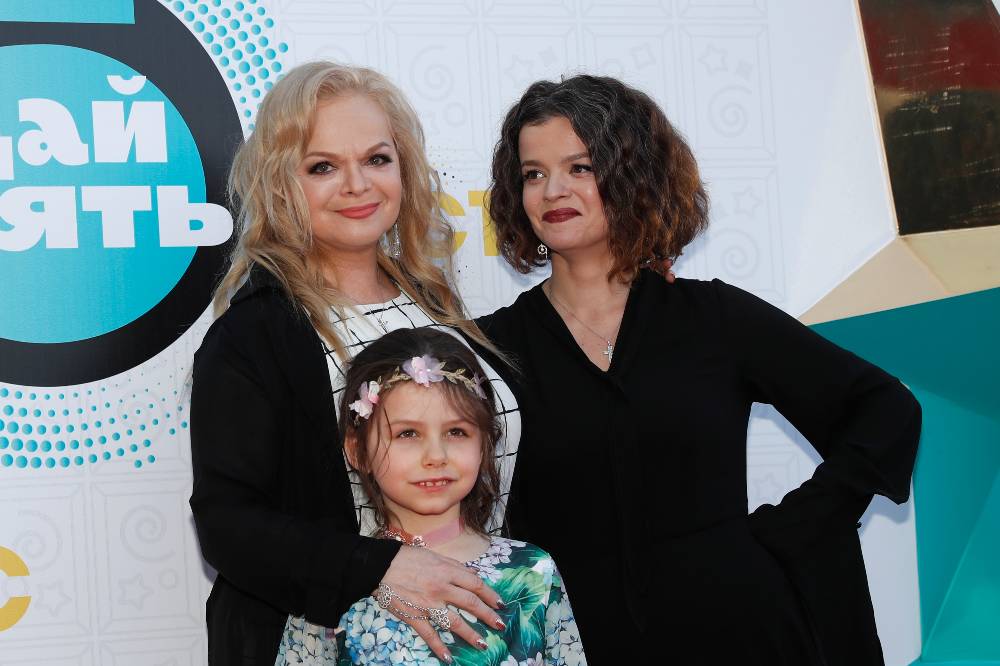 Дочь Долиной провалила свои бизнес-проекты и осталась должна налоговой, но не много