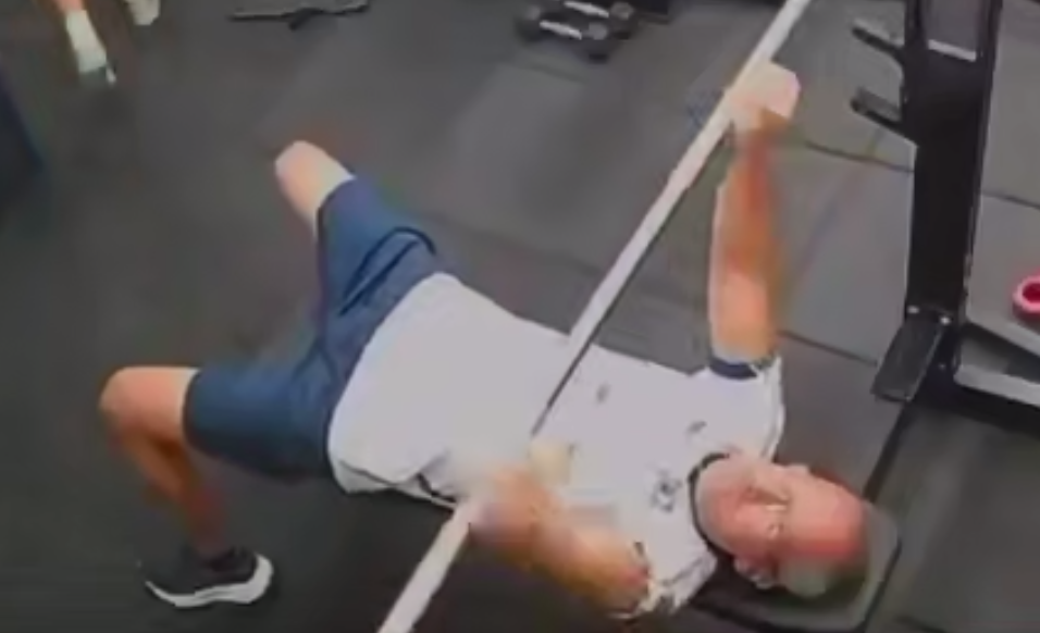 Директор музея в Бразилии погиб во время тренировки, уронив штангу на грудь