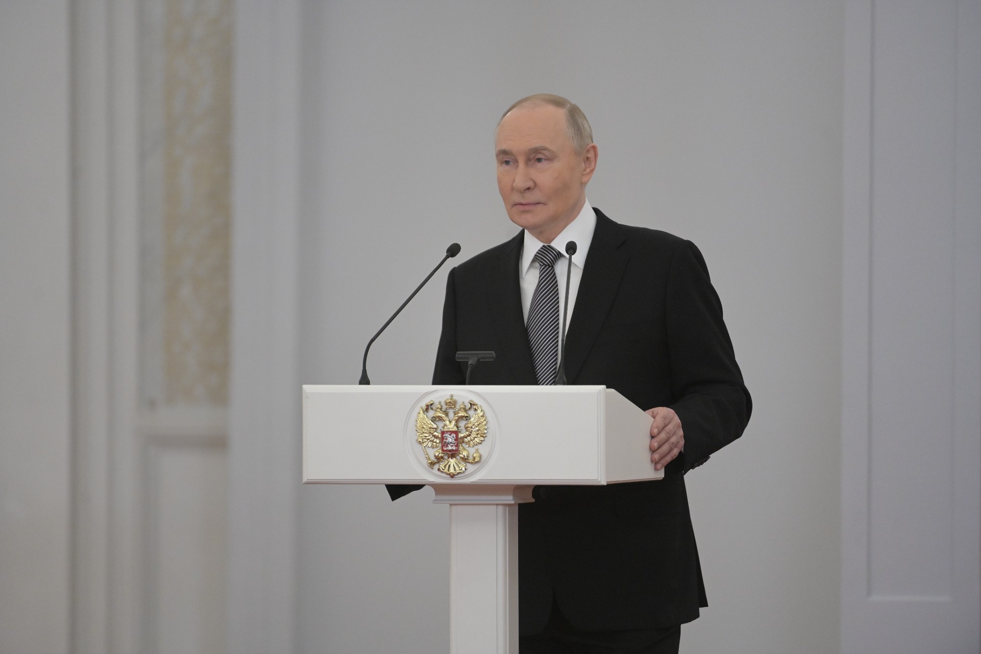 Путин заявил, что за всеми цифрами нужно видеть человека