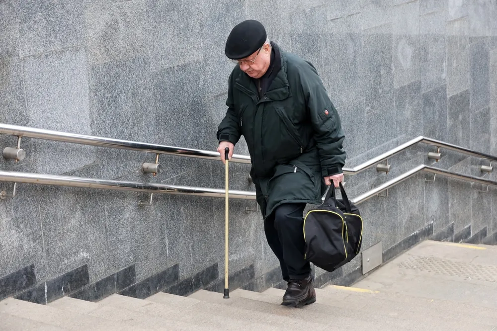 Социолог объяснил, почему Москва и Петербург лучше всего подходят для жизни пожилых россиян