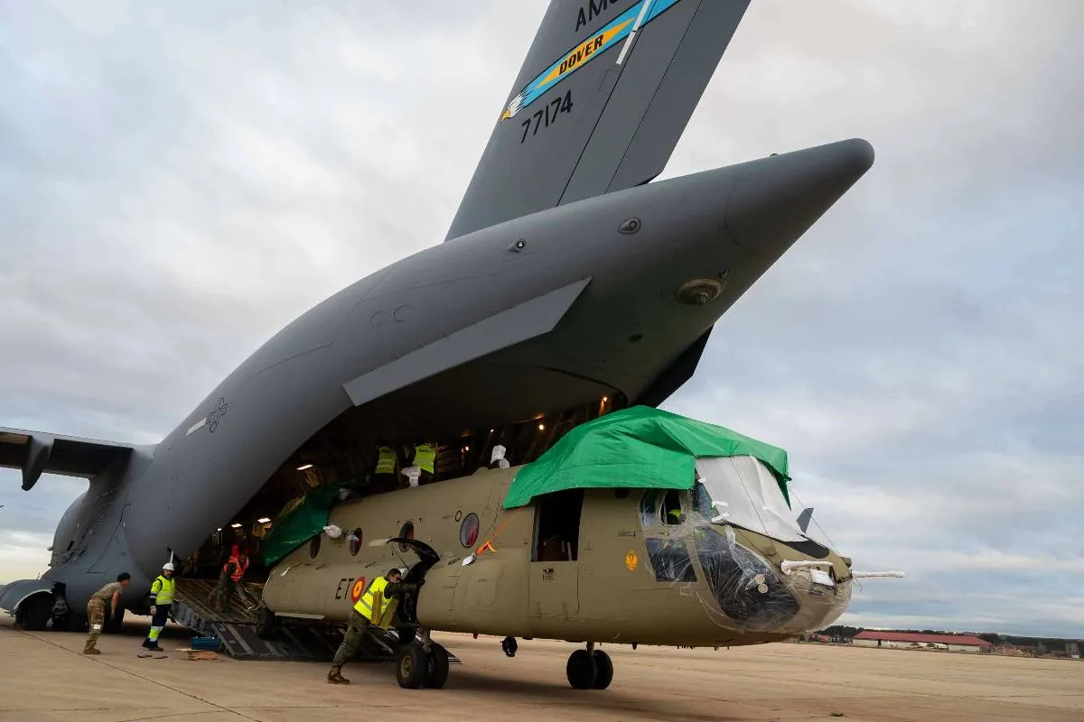 ОАЭ купят у США шесть вертолётов CH-47F Chinook за 1,32 миллиарда долларов