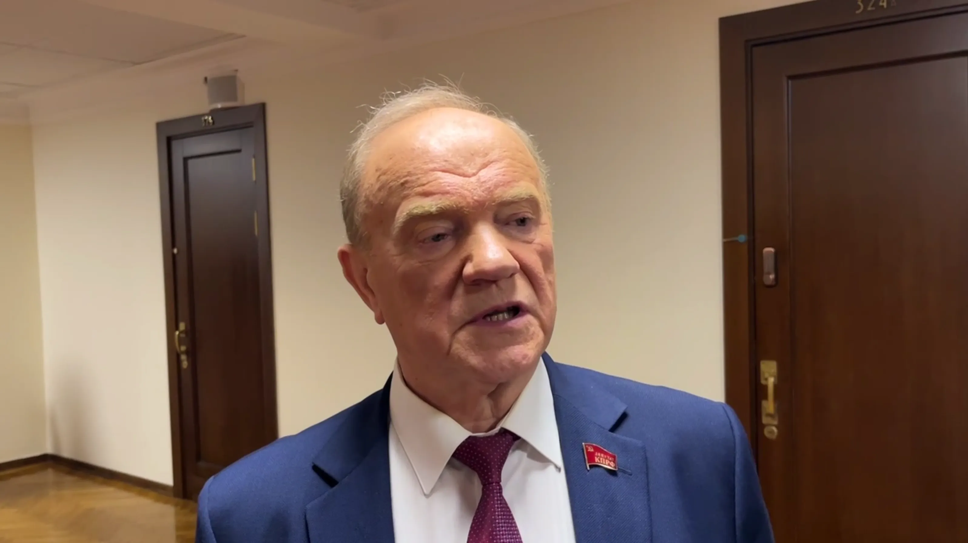 «На самом высоком уровне»: Зюганов рассказал, кто должен представлять Россию на переговорах