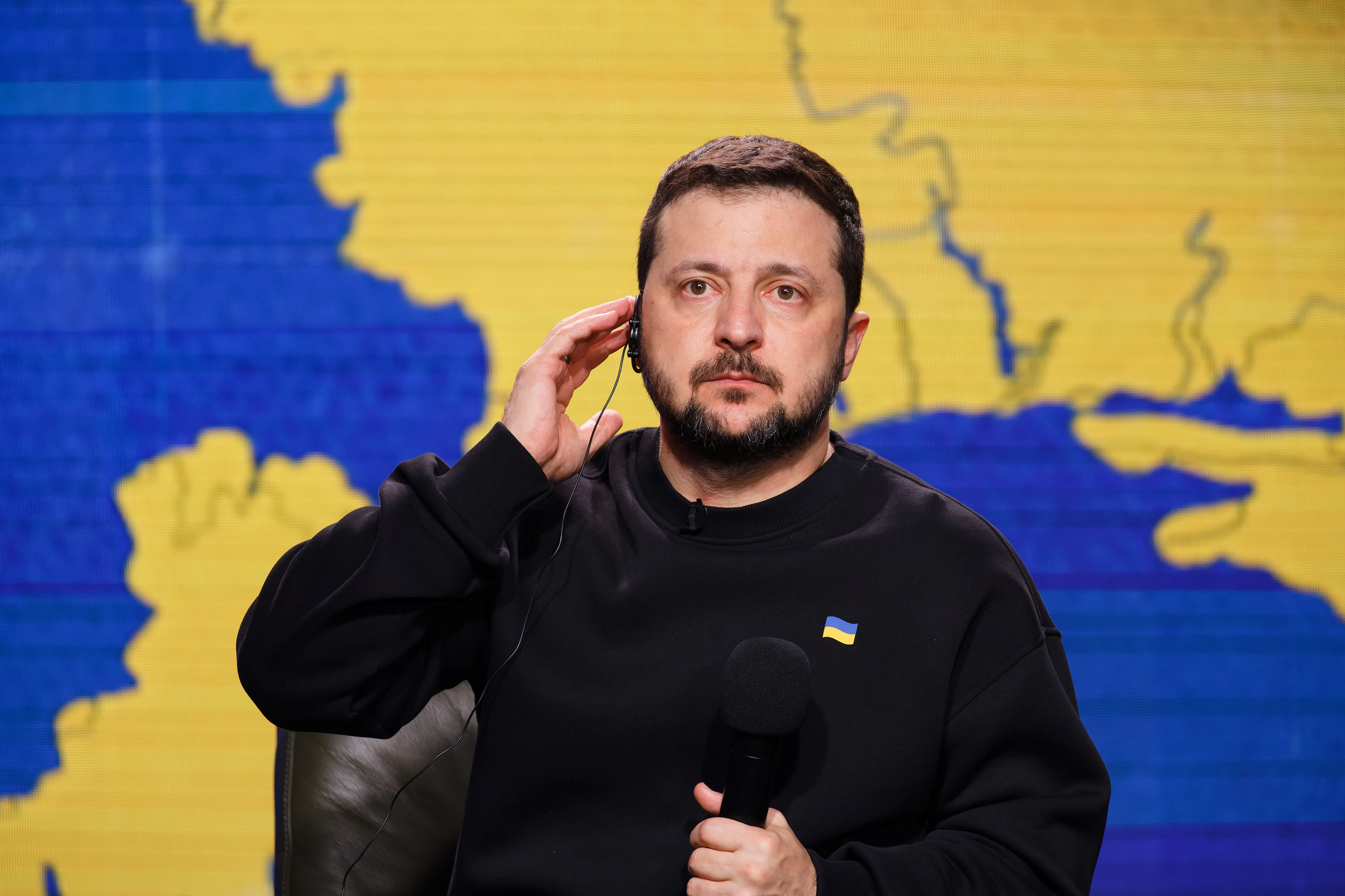 На Украине Зеленскому «нарисовали» рейтинг доверия в 74% в преддверии встречи в Стамбуле