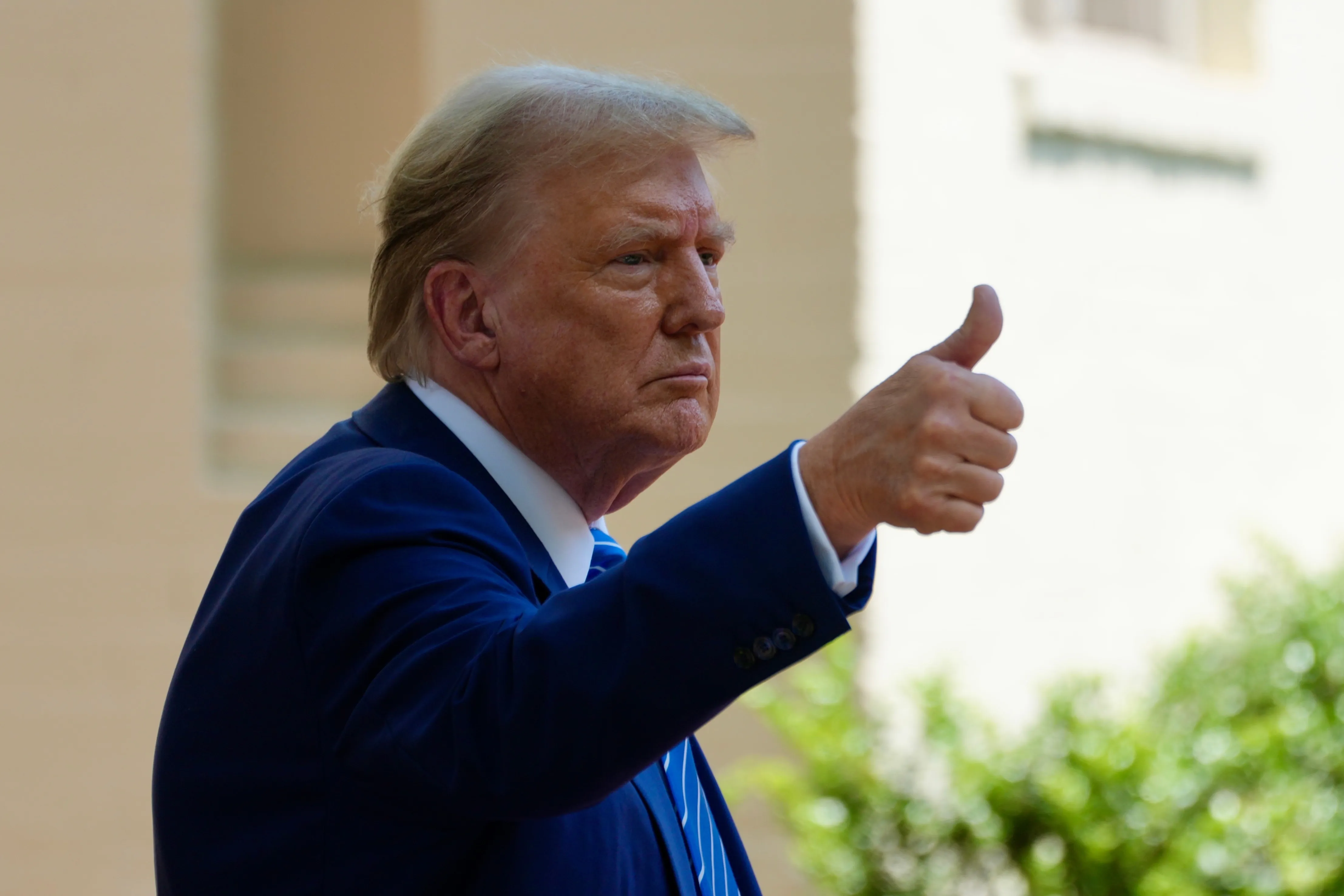 Трампа в отличие от Зеленского устроил уровень делегации России в Стамбуле