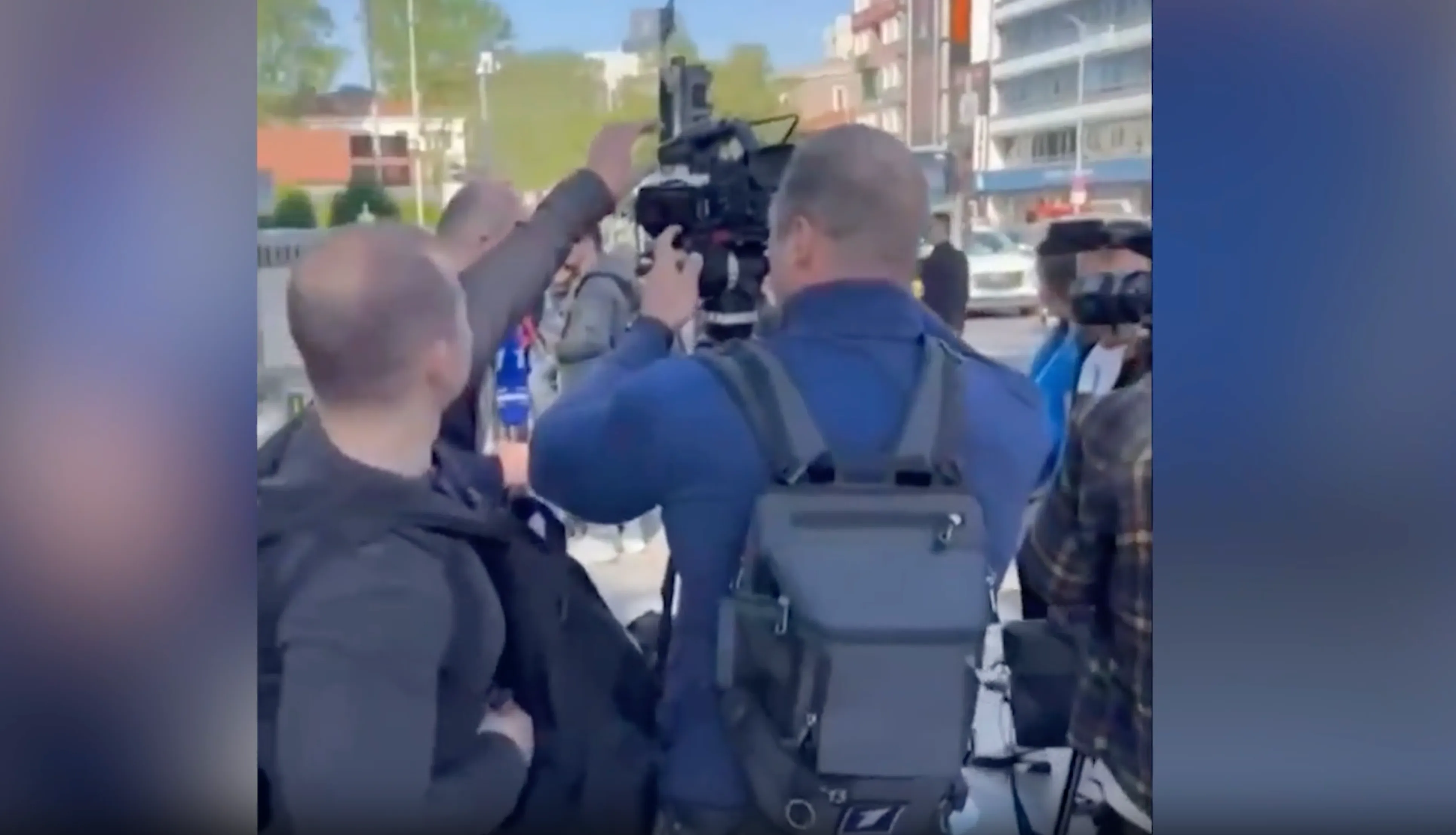 Силовики оцепили дворец Долмабахче перед приездом переговорщиков РФ и Украины