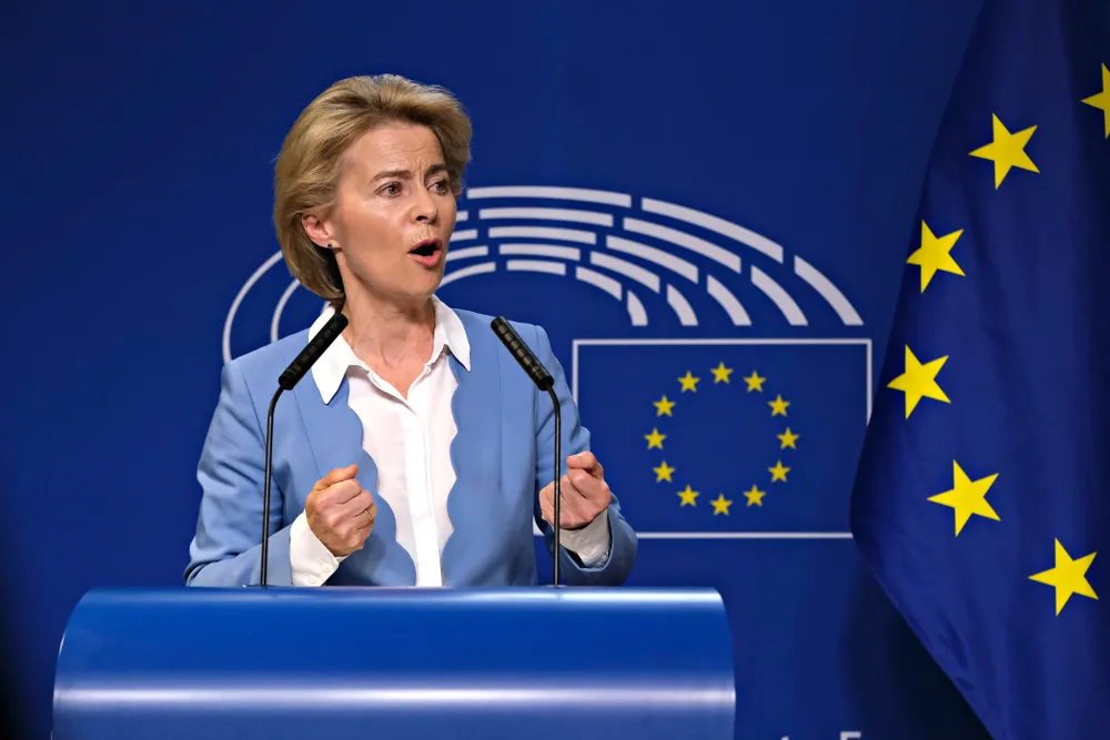 Фон дер Ляйен сделала «распаковку» нового пакета антироссийских санкций