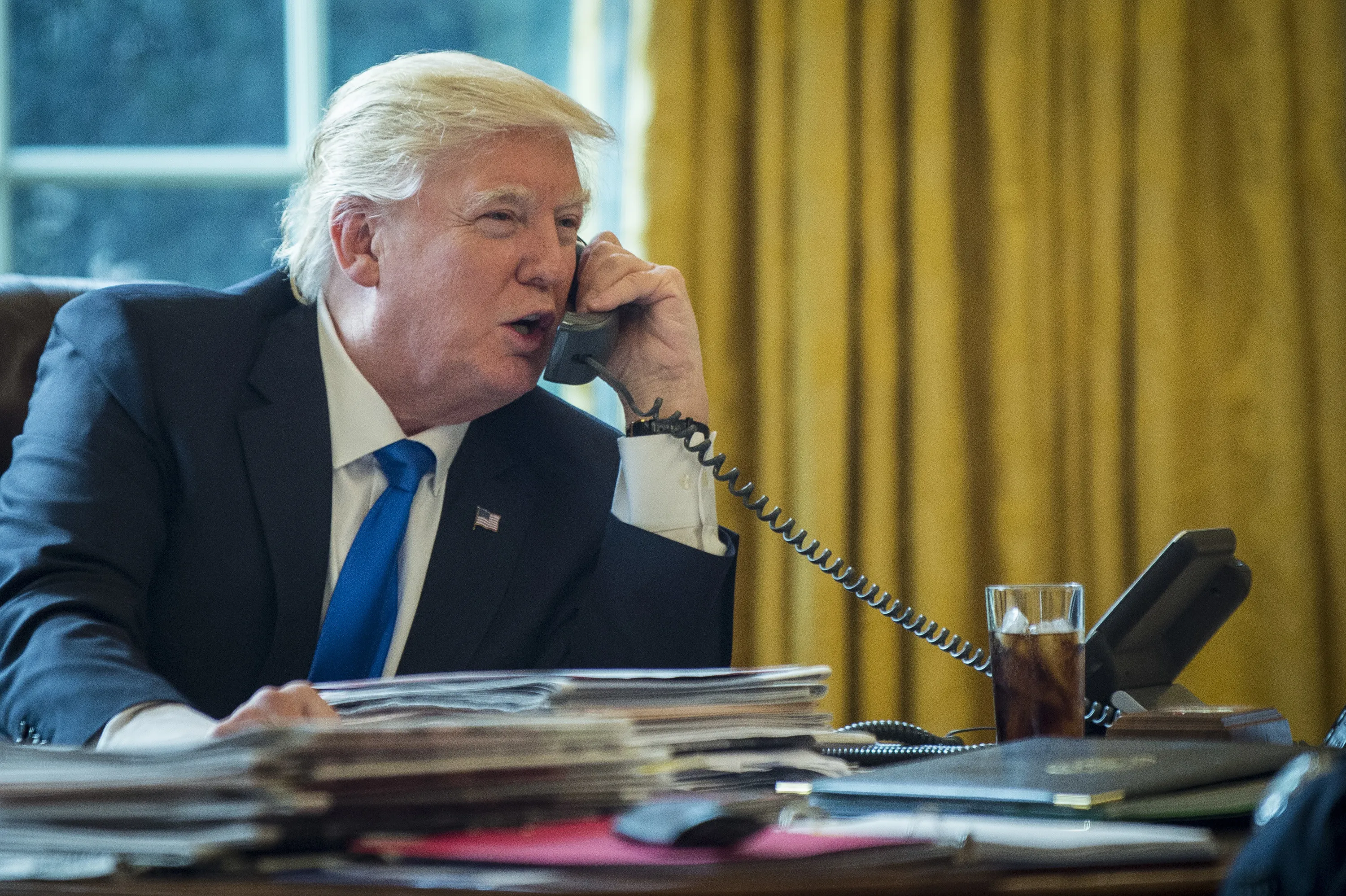 «С удовольствием отвечу»: Трамп заявил Путину, что он может звонить ему в любое время