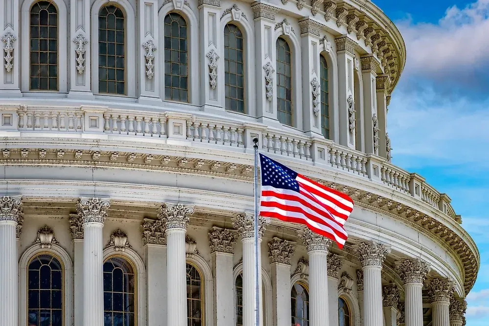 В США требуют отправить на покой старых политиков после смерти шестого конгрессмена за год