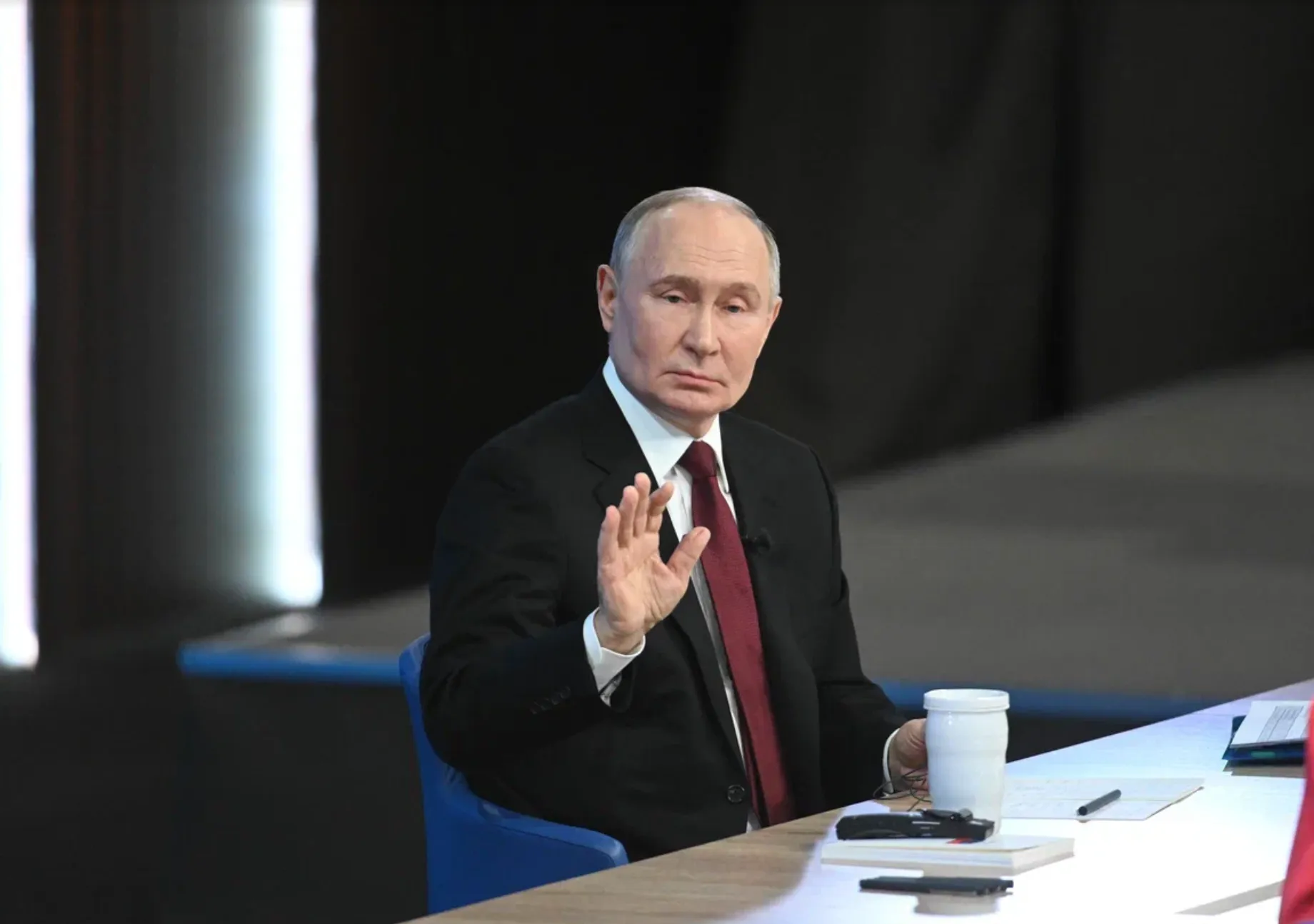 Путин: Сбережение народа, его культуры и духовных традиций — приоритетная задача