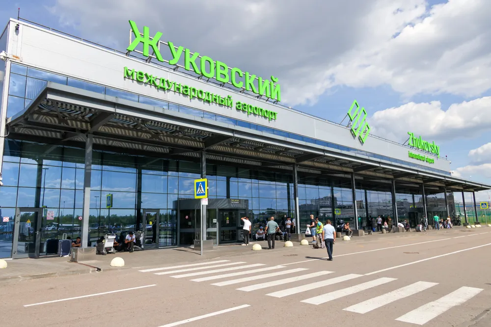 Из-за угроз атаки дронов временно закрыт аэропорт Жуковский