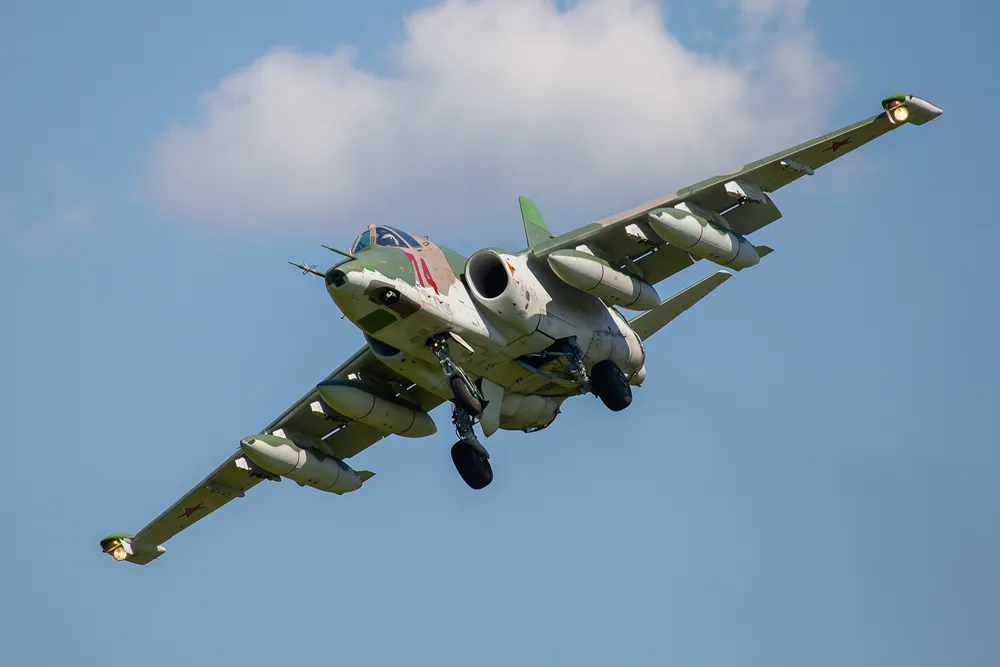 «Опасные манёвры» российского Су-24 над Балтикой подняли на уши польские ВВС