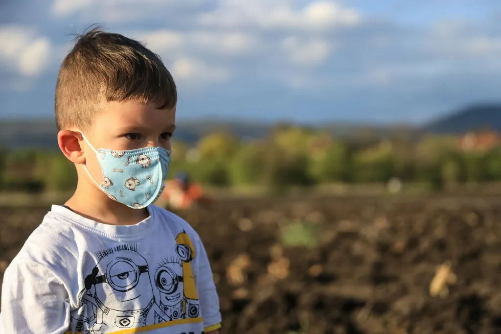 Берёза – главный враг: Врач назвал Life.ru 6 правил для аллергиков, чтобы выжить в сезон цветения