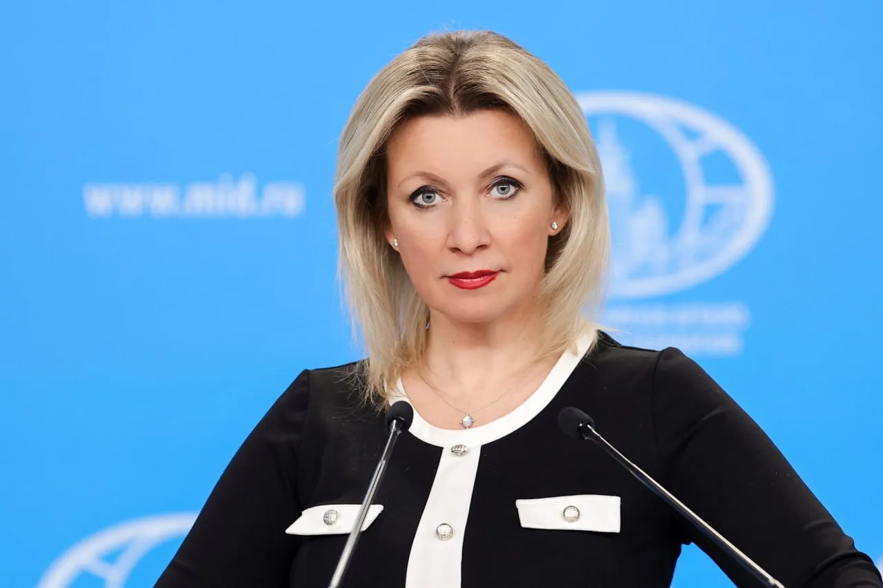 «Макрону совсем не верится»: Захарова рассказала о связи французских наёмников ВСУ с неонацизмом