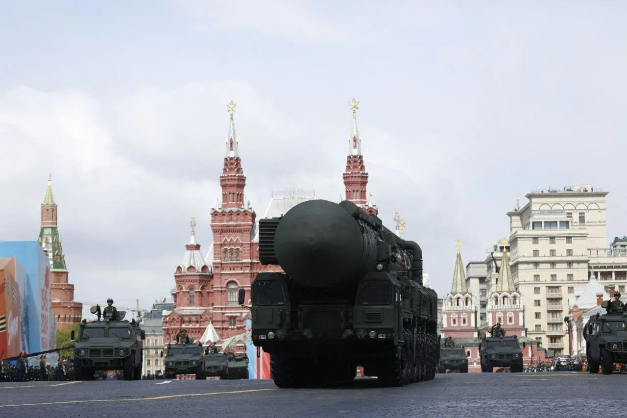 Военные эксперты порассуждали, покажут ли «Орешник» на Параде Победы