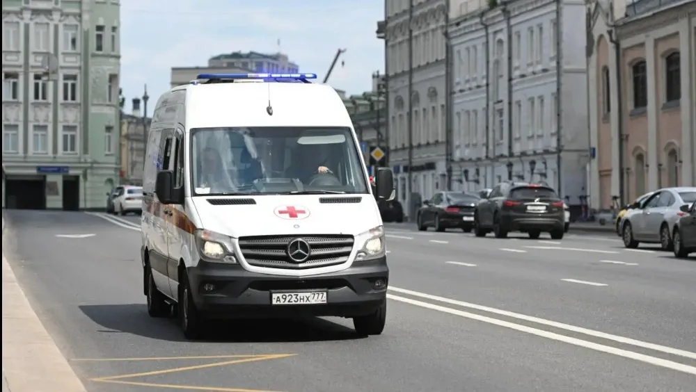 Грудной ребёнок, пострадавший в ЧП с поездом под Брянском, находится в тяжёлом состоянии