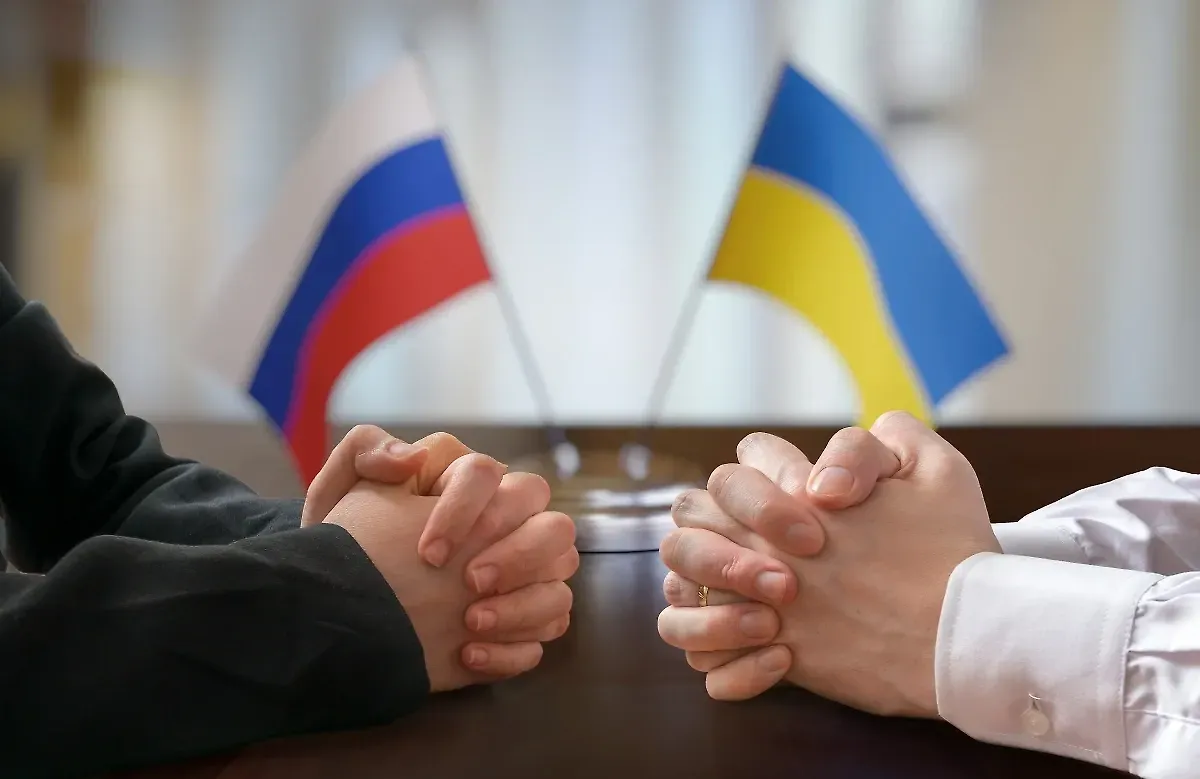 «Не сойдёт им с рук»: Экс-аналитик раскрыл сценарий действий РФ в случае отказа Киева от переговоров
