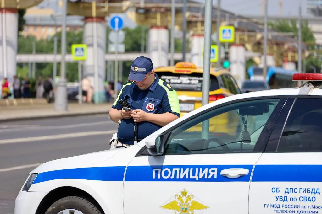 Госдума одобрила крупные штрафы за отказ остановиться по требованию полиции