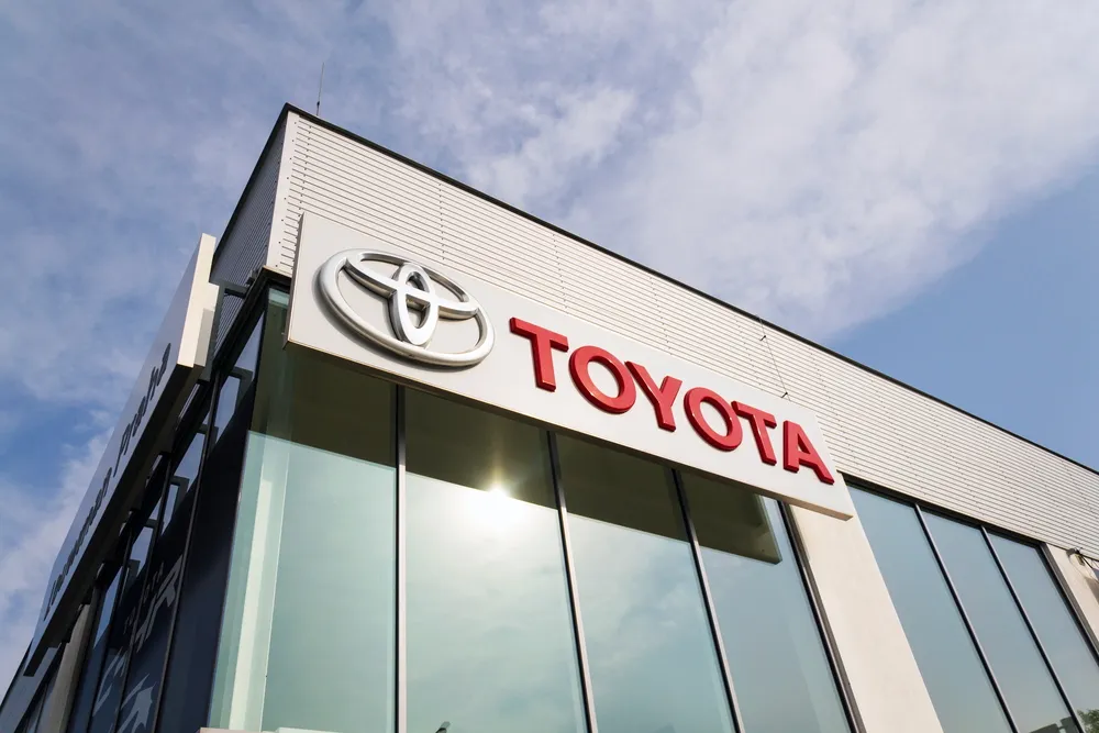 Toyota опровергла информацию о возобновлении продаж в России