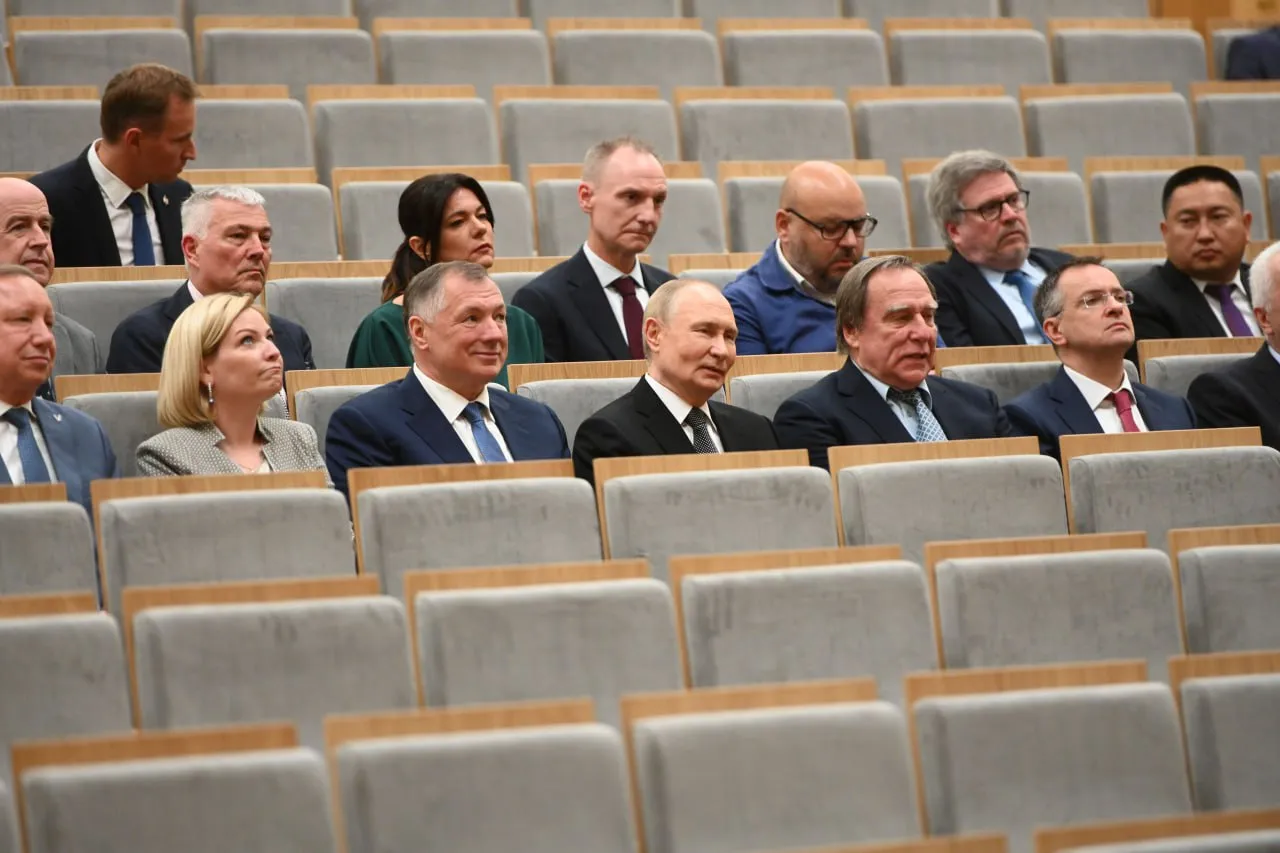 Главы информагентств посетили концерт в консерватории перед встречей с Путиным