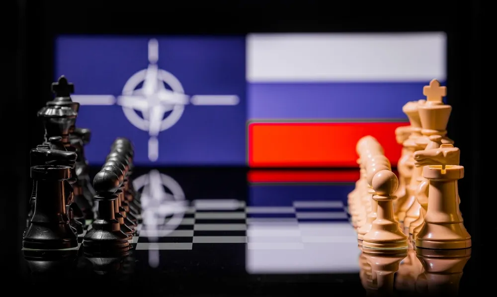Названа астрономическая сумма, в которую миру обойдётся война НАТО и России