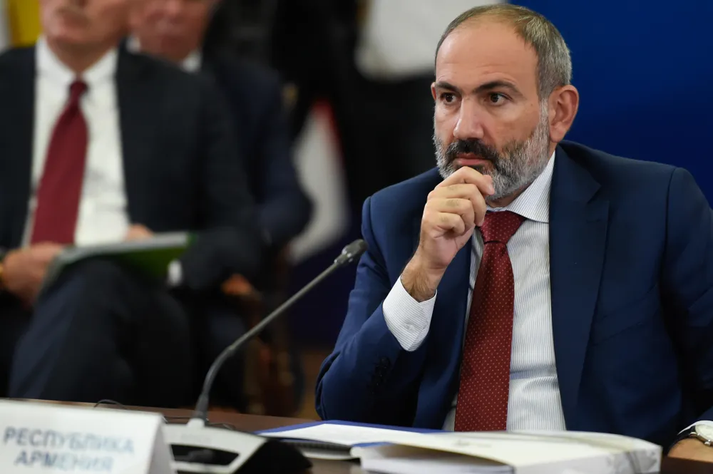 Кремль отреагировал на слова Пашиняна о попытке госпереворота в Армении