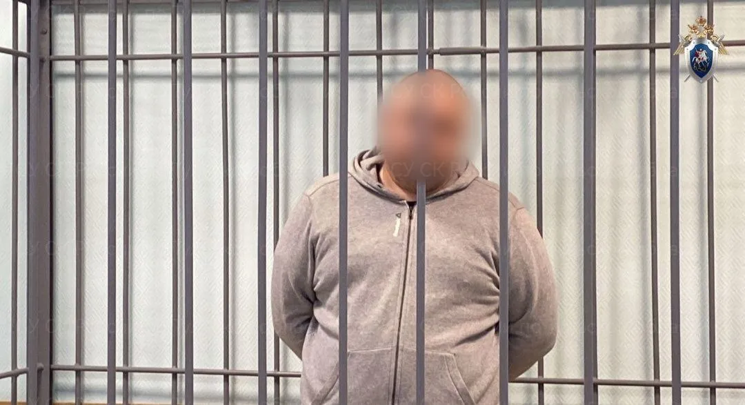 Суд арестовал обвиняемого в убийстве директора колледжа и его адвоката под Тулой