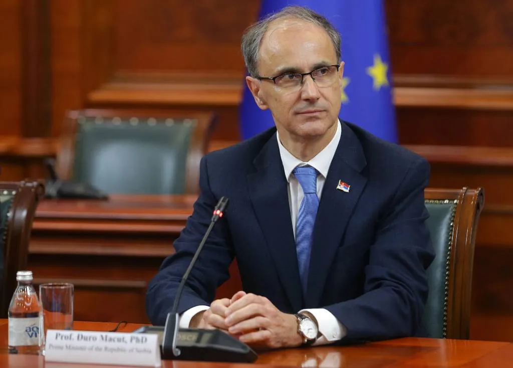 Премьер Сербии Джуро Мацут пообещал, что поставок оружия Украине не будет
