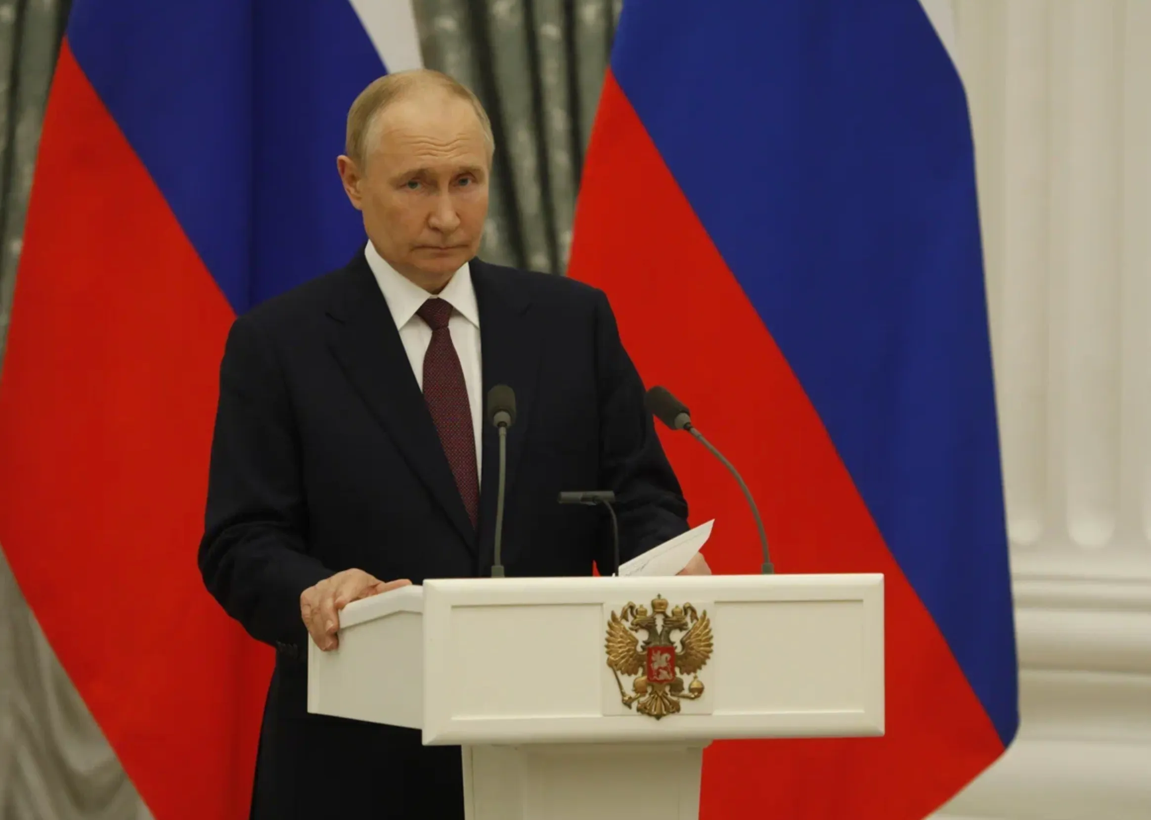 Путин: В России зарплаты с начала этого года выросли на 4% в реальном выражении