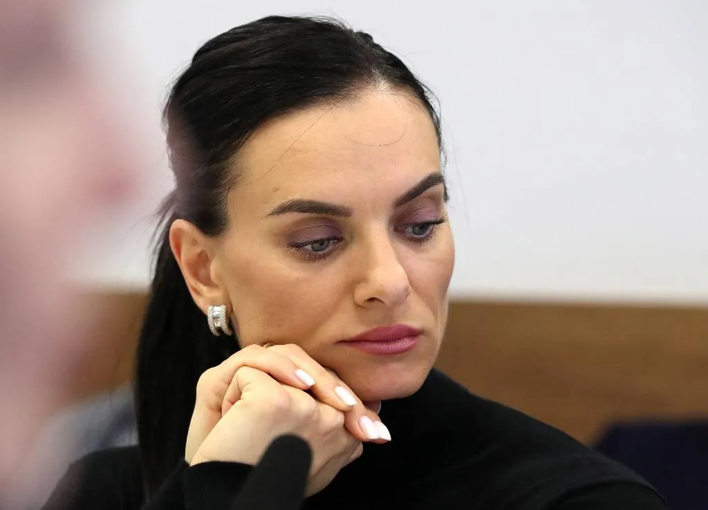 Юрист оценил вероятность ареста двух столичных квартир Исинбаевой из-за долгов