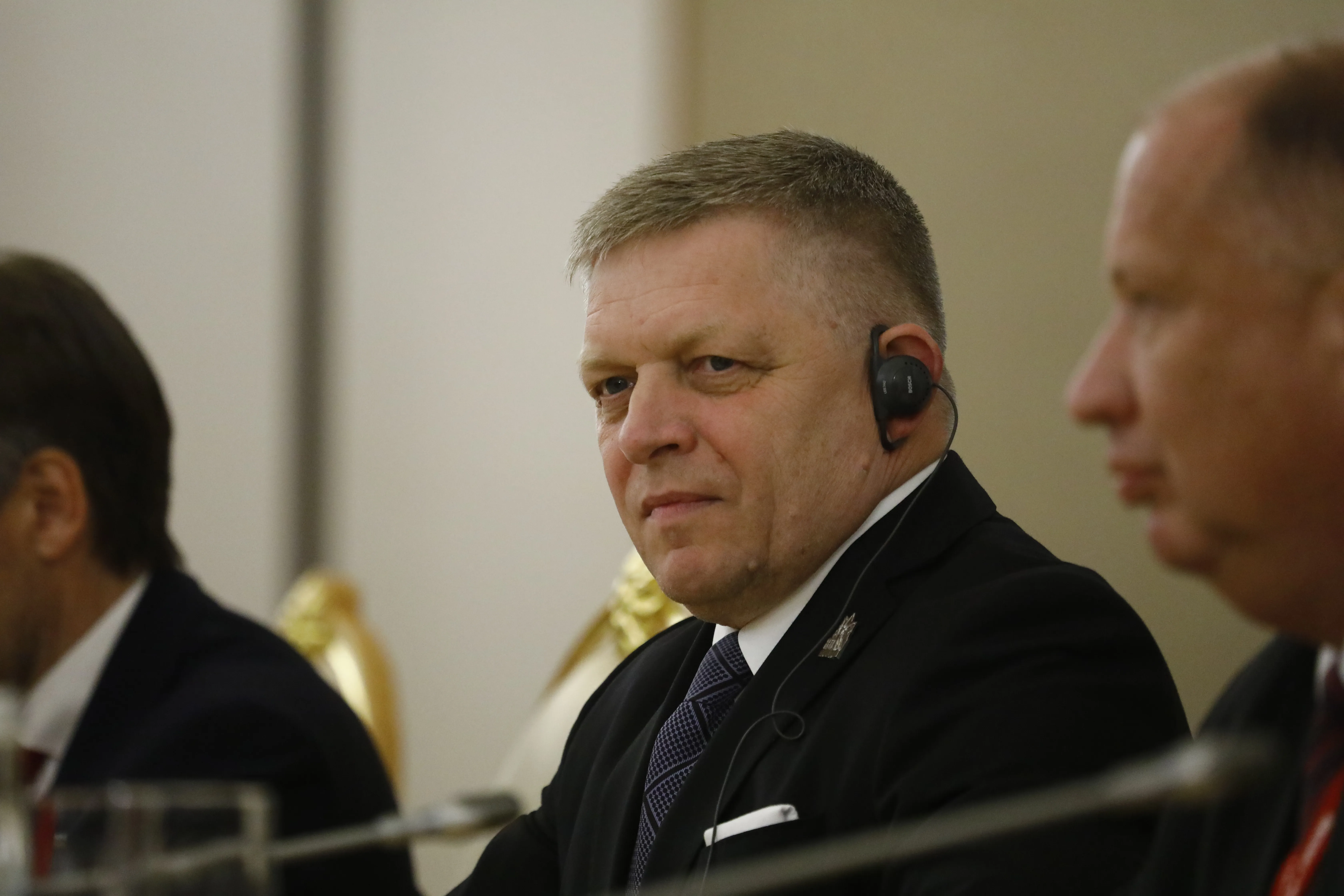 Фицо назвал поставки сырья из России важными для конкурентоспособности ЕС