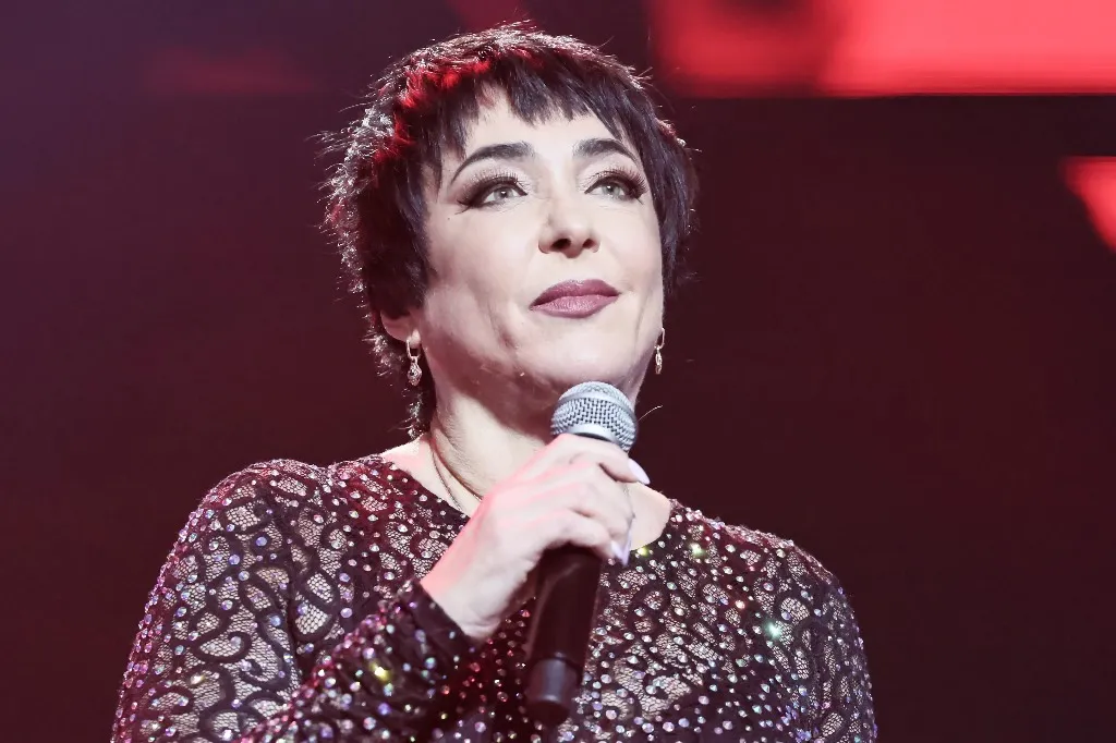 «Помню, как сопротивлялась»: Певица Лолита рассказала, как Трамп запихивал её в лимузин