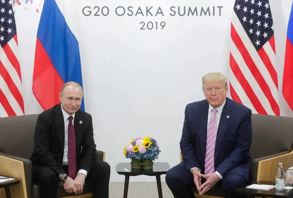Ушаков: Путин рассказал Трампу об итогах второго раунда переговоров РФ и Украины