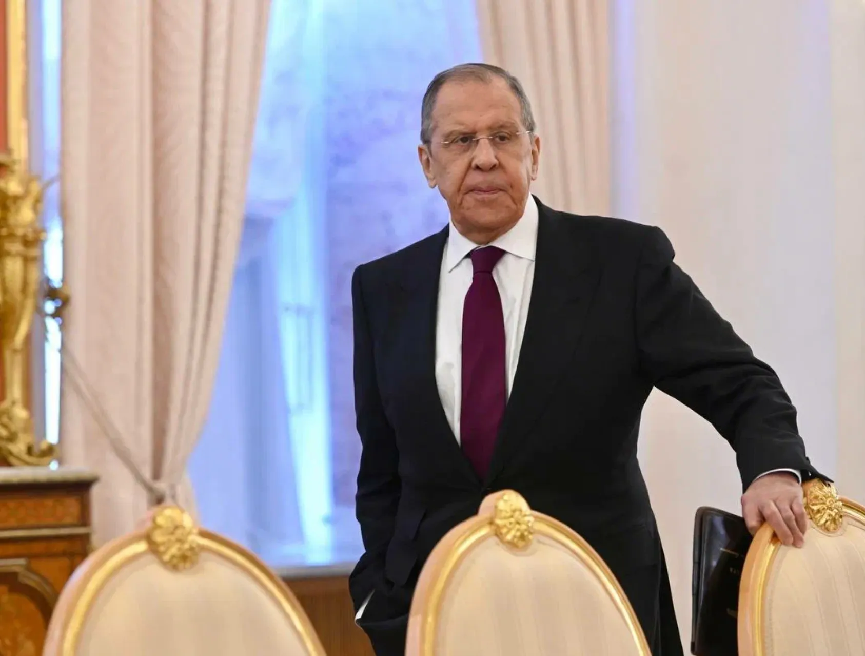 Лавров назвал грубой ошибкой отказ Зеленского от паузы для сбора тел погибших